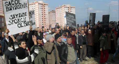 Ülkeyi TOKİ'ye bağladılar