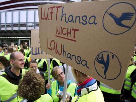 Lufthansa grevi, hava ulaşımını felç etti