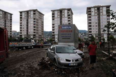 Samsun'da sel ve TOKİ katliamı: 9 ölü