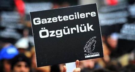 Tarihi gazeteci davası bugün başlıyor