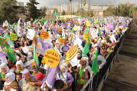 Kadınlar tecavüze karşı yürüyecek