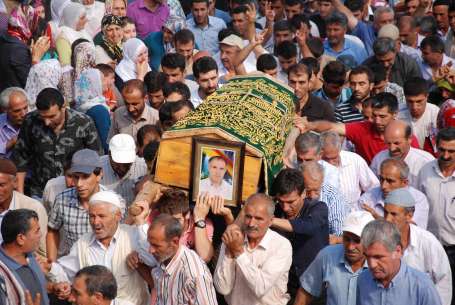 'Babam işkenceyle öldürüldü'