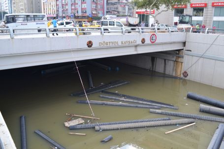 Başbakan’a yetişsin diye lağımı patlattılar