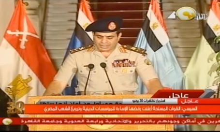 Mısır'da devrime ordu müdahalesi