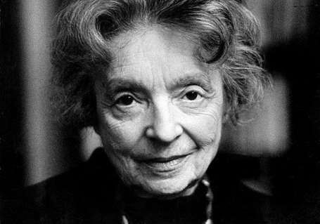 Vatansız renklerin şairi: Nelly Sachs