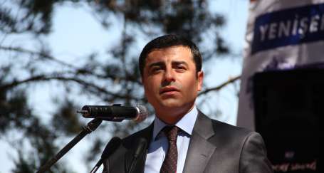 Demirtaş: Eller tetikten çekilsin