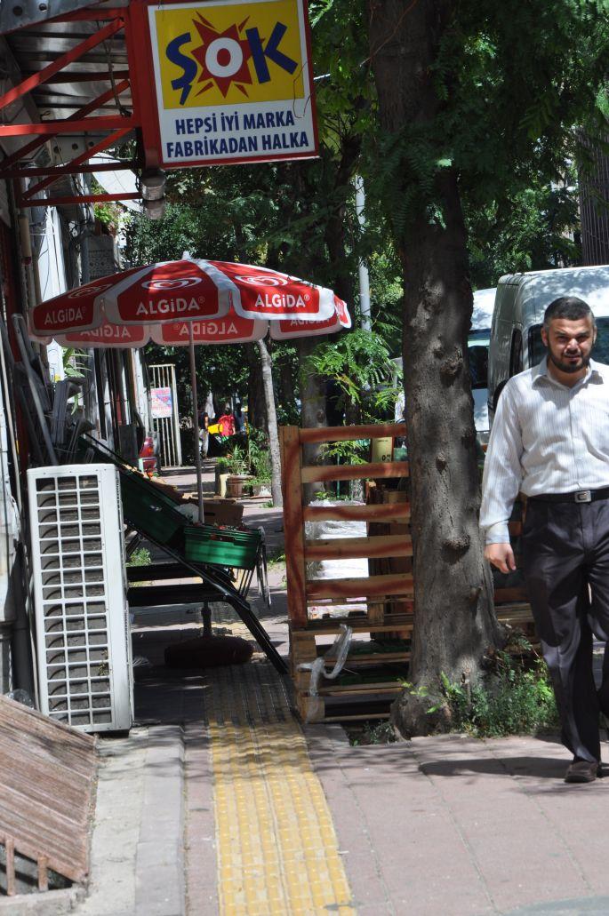 Bu yolu takip eden engelli ŞOK’a çıkıyor!