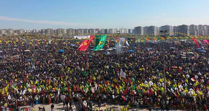 Barışta ısrar Newroz’u (CANLI YAYIN)