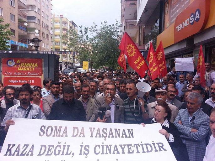 Diyarbakır\'da Soma için eylemler yapıldı