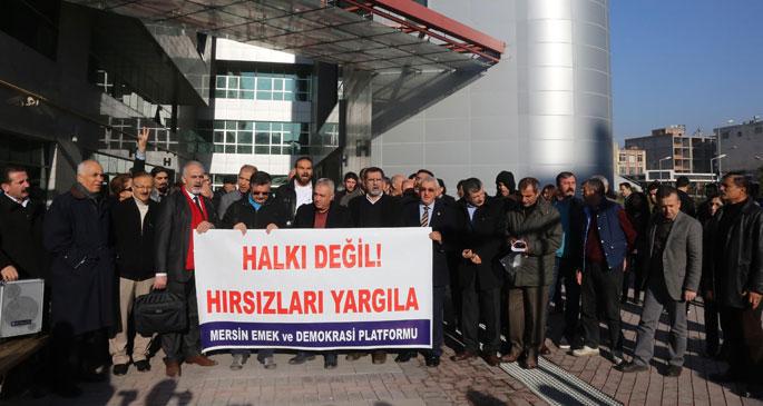 Duruşmada hakim emriyle biber gazı