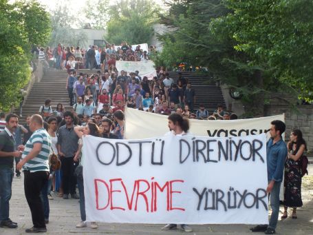 ODTÜ ‘devrim’ için yürüdü