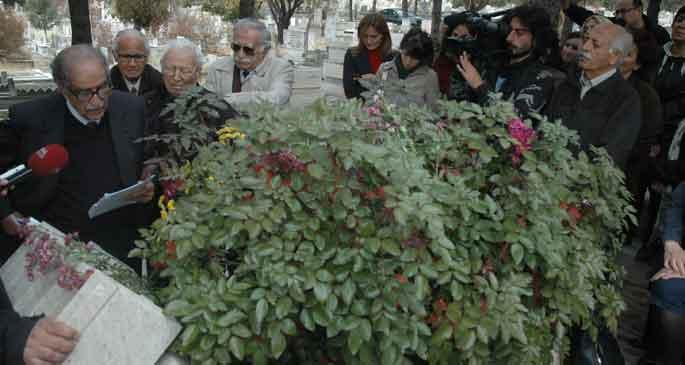 İlhan ve Barışta Erdost anıldı