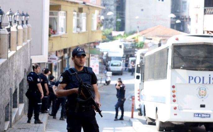 İstanbul’da gözaltına alınanlardan 4 kişi tutuklandı