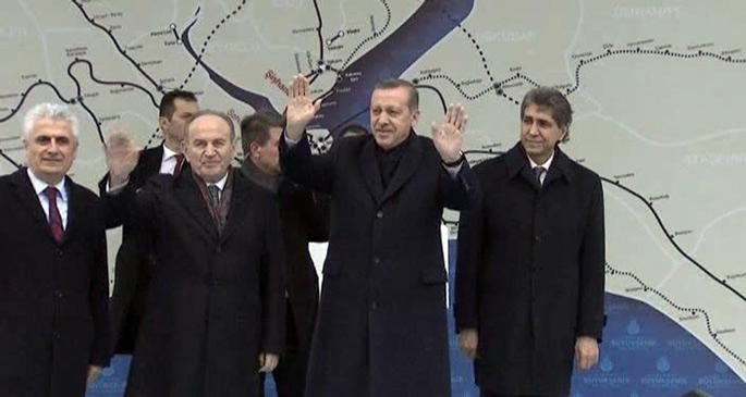 Kabataş\'ta görüntü bulamayan Erdoğan ağzını bozdu