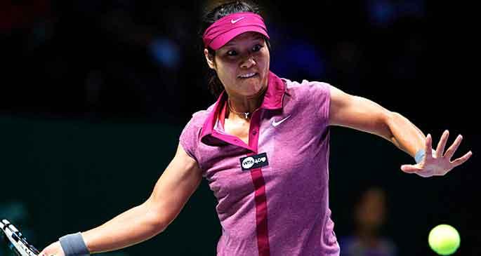 Li Na\'ya 2-0 yenilen Azarenka elendi