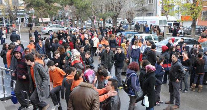 Ortak sınava giren öğrenciler: Üzerimizde deney yapılıyor