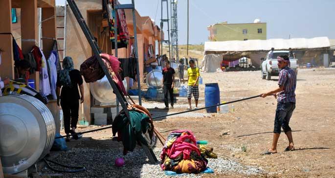 Şengal\'den kaçıp Cizre\'ye sığınan Êzidîler IŞİD vahşetini anlattı