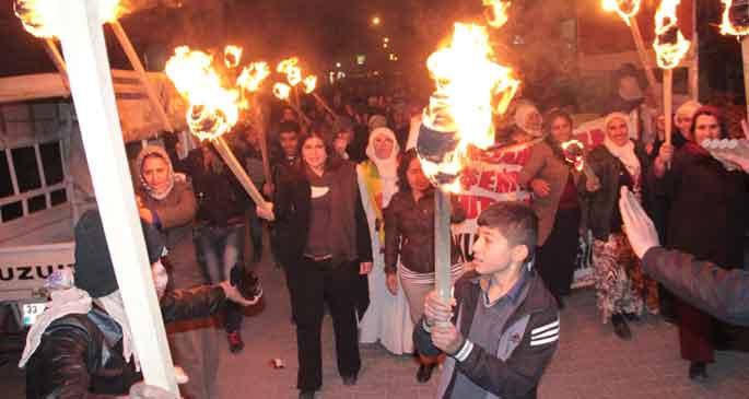 Yüksekova protestoları sürüyor: Mersin\'de 10 gözaltı