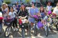Süslü kadınlar, rengarenk bisikletlerle kentlerde tur attı