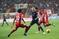 Haftanın kapanış maçında Başakşehir, Antalyaspor'u 1-0 mağlup etti