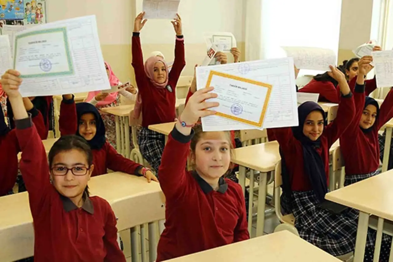 18 milyon öğrenci için geri sayım: Yaz tatili ne zaman başlayacak?