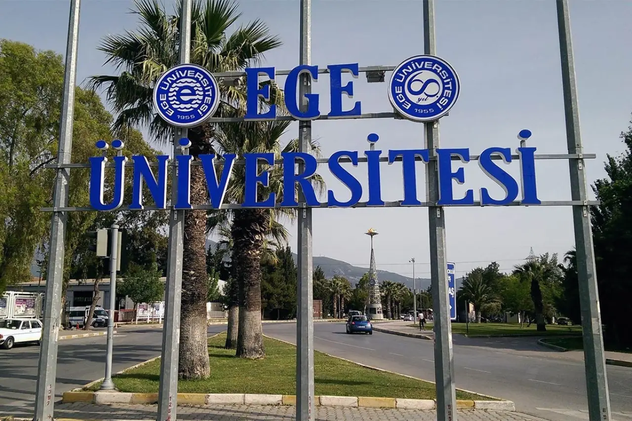 Ege Üniversitesinde ihale soruşturması: 45 kişi hakkında göz