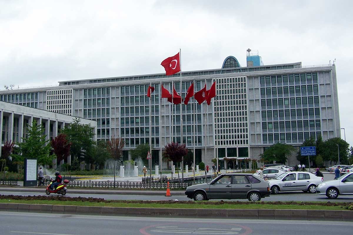 İBB’ye yeni operasyon: Boğaziçi AŞ Genel Müdürü dahil 57 kişi gözaltına alındı
