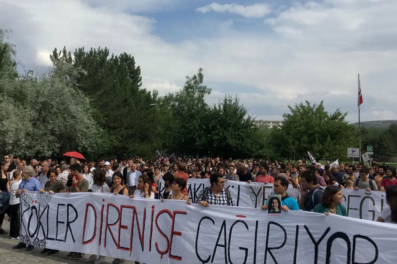 ODTÜ öğrencilerinden 'mutlak butlan' kararına karşı 'birleşik mücadele' çağrısı