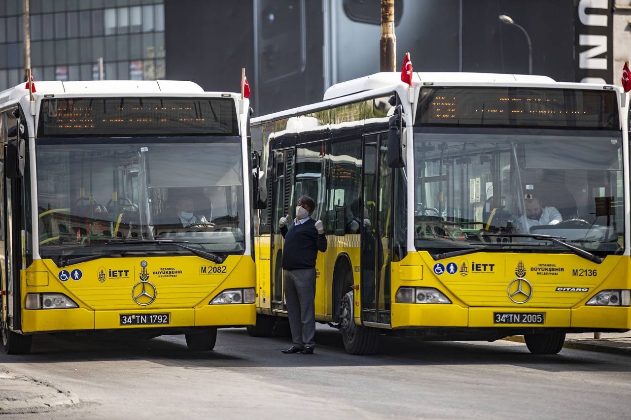 İETT otobüsünde düşen 81 yaşındaki yolcu hayatını kaybetti