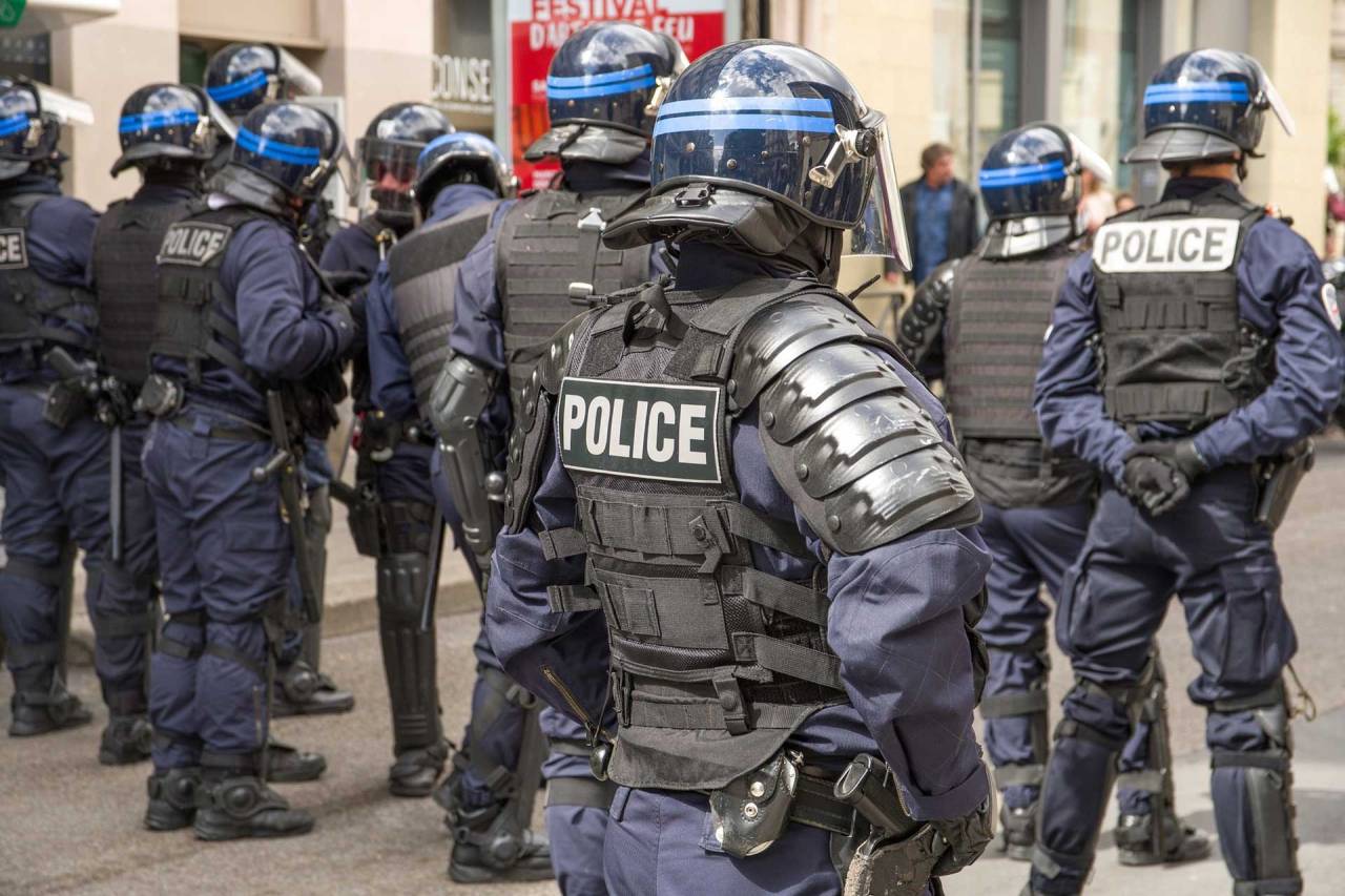 Fransa Ulusal Meclisi, 'polislere öldürme ehliyeti' tasarısını onayladı