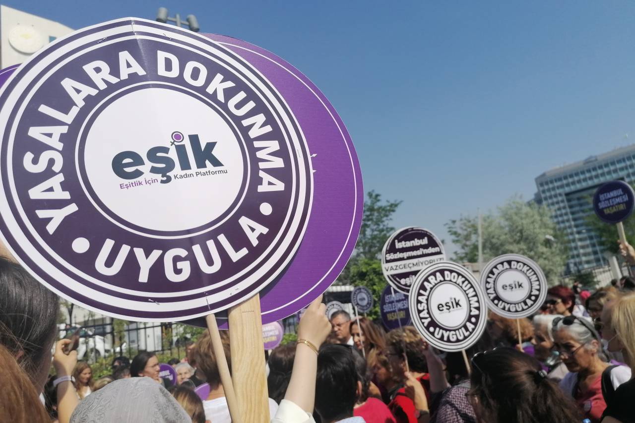 EŞİK 6'ncı yaşını kutladı: "İstanbul Sözleşmesi'nden vazgeçmiyoruz"