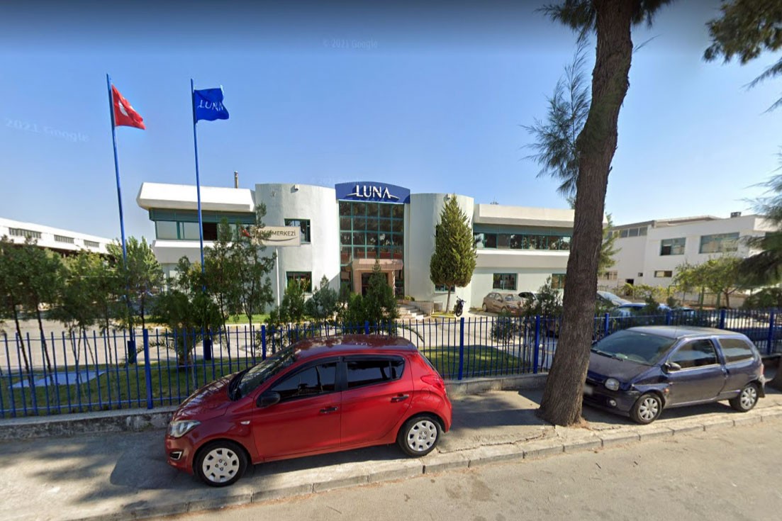 Çiğli Luna Elektrik Fabrikasında işçiler zorunlu ücretsiz izne çıkarılıyor