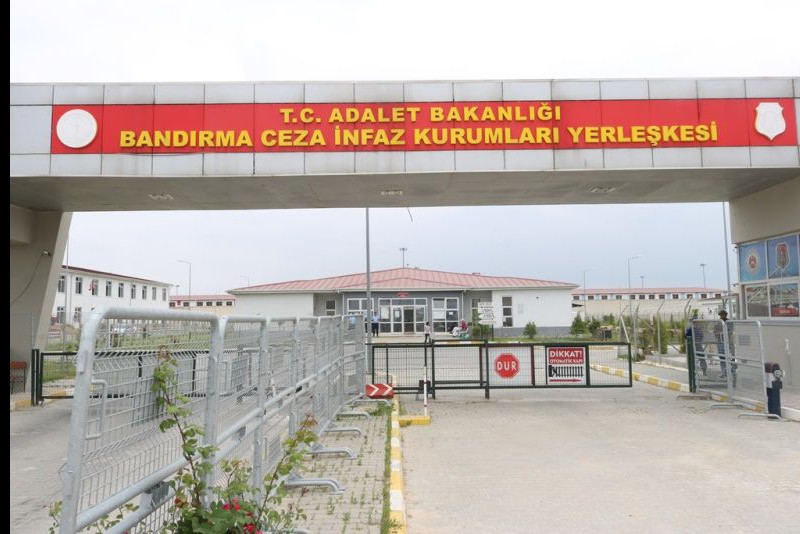 Cezaevinde tutulan defter ‘yasak eşya’ sayıldı, mahpusa hapis cezası verildi
