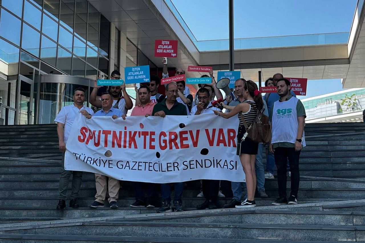 Sputnik grevi 2. gününde: "Taleplerimiz kabul edilene kadar grev pankartı inmeyecek!"