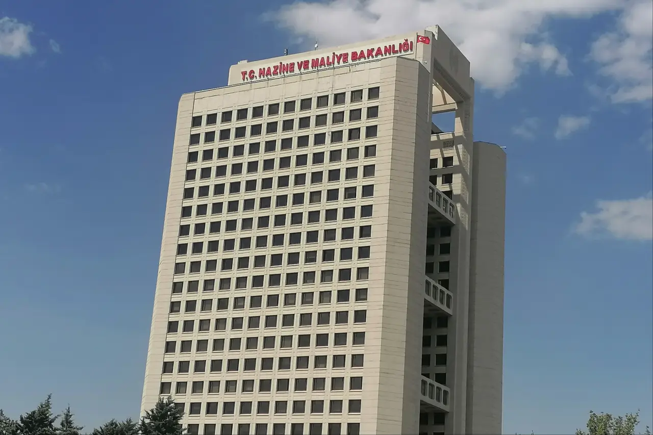Üç KİT'in Hazine borcu 6 milyar TL'yi aştı