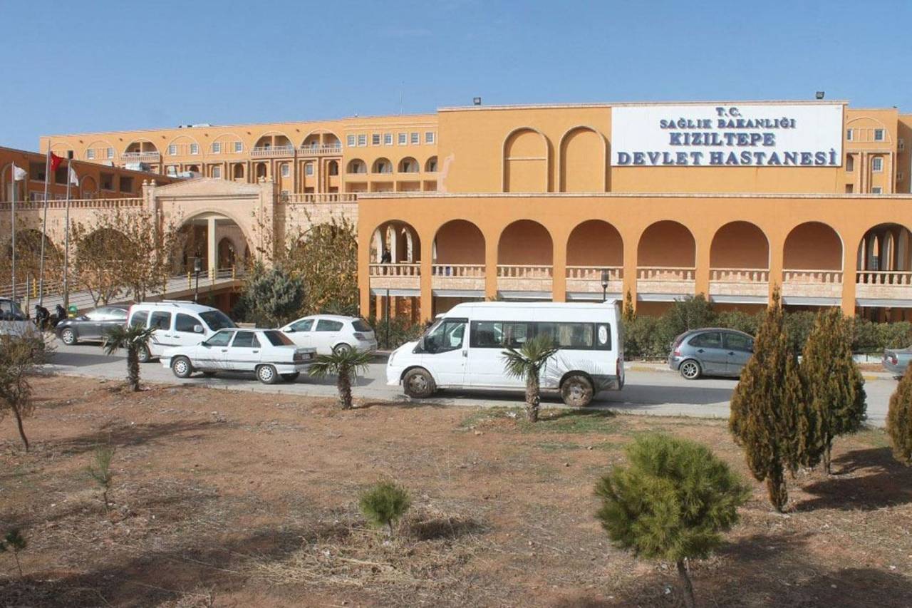 Kızıltepe Devlet Hastanesi’nde kadın sağlık emekçiler tedirgin: 'Her an başımıza başka bir şey gelebileceğinden korkuyoruz'