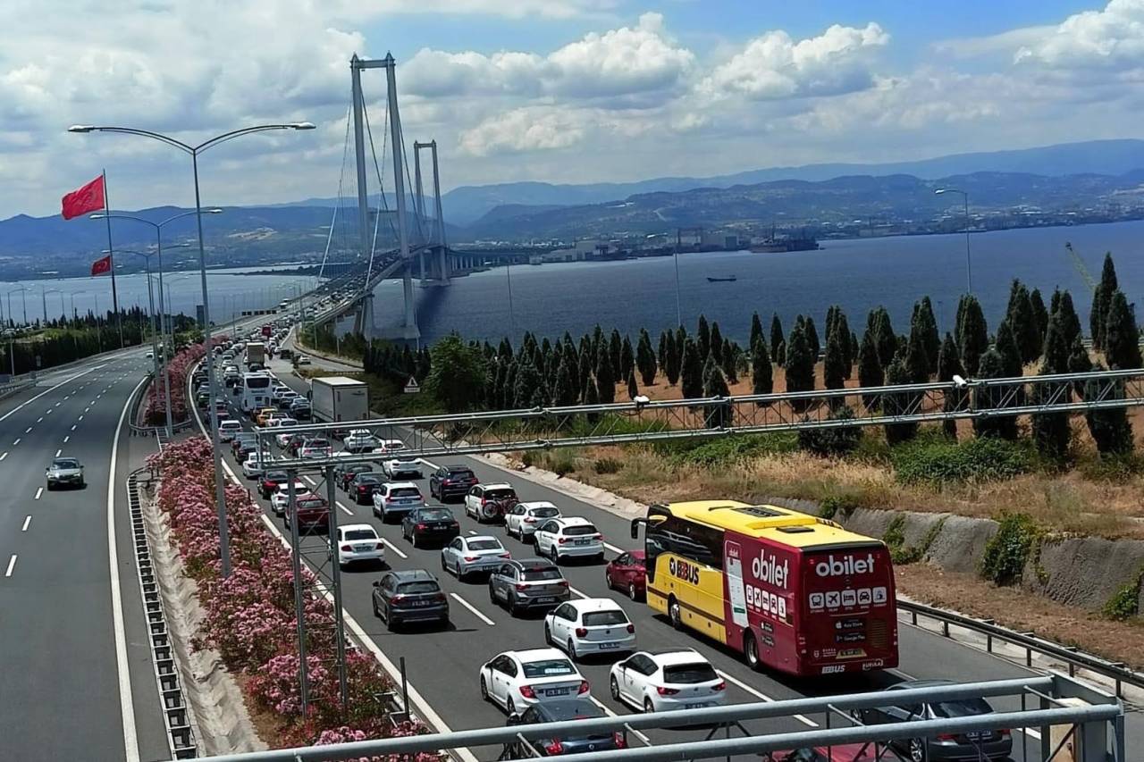 Bakanlıktan yanıtta veri yok: Garantili geçişlere ne kadar ödendi?