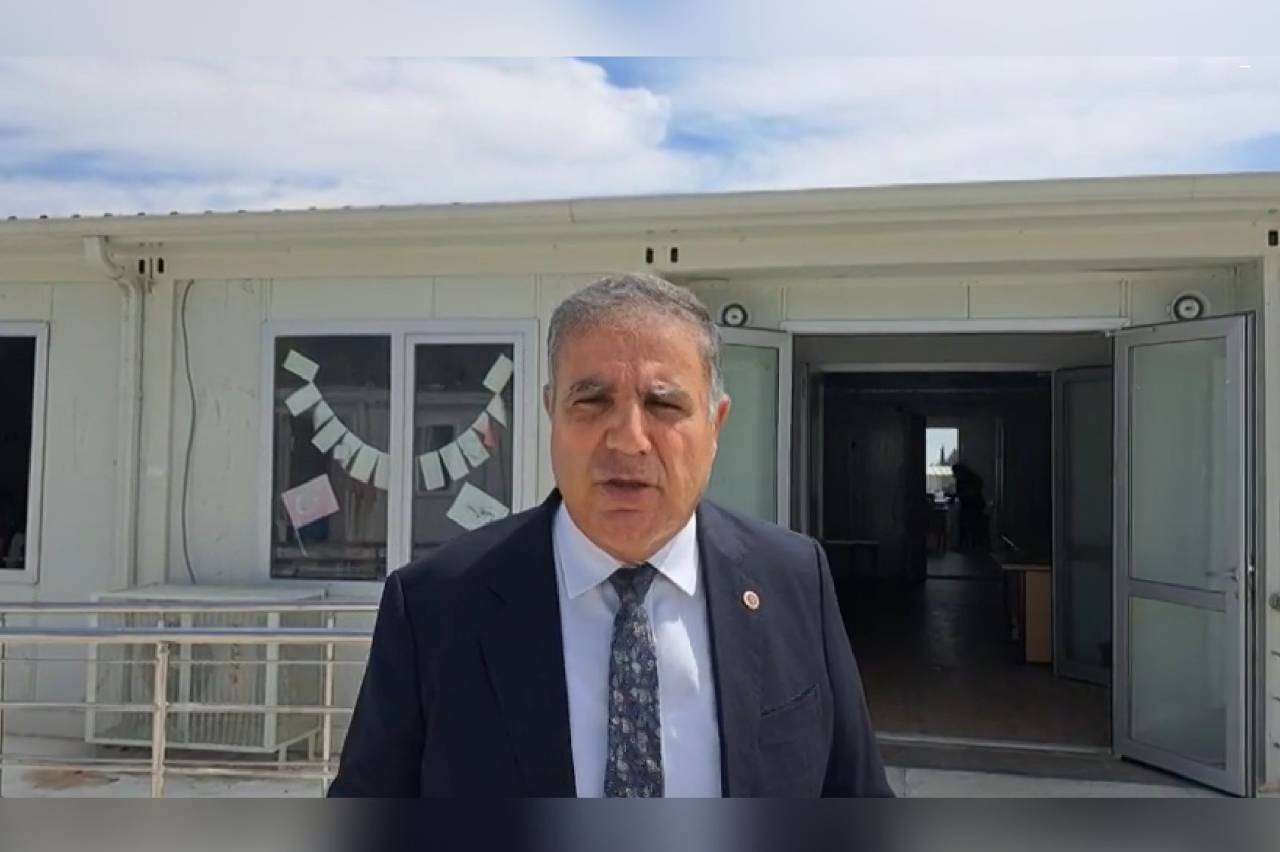 CHP'li Mehmet Güzelmansur: Hatay'da 3,5 yıldır hâlâ aile sağlığı merkezleri yapılmadı