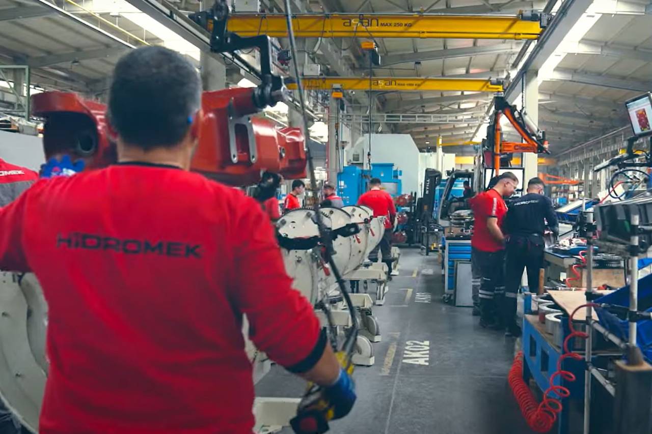 Hidromek işçisinin avans ve bayram harçlığı yatırılmadı