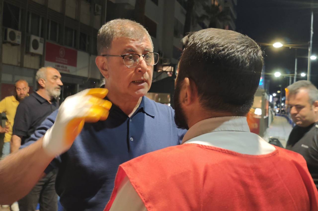 AKP, Cemil Tugay transferini İzmir Marşı'yla duyurdu
