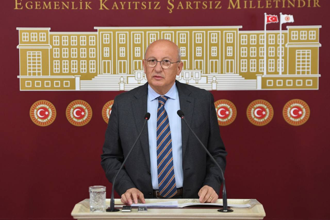 Basına 'NATO zirvesi' engeline CHP'li Çakırözer'den tepki: 'Haber alma hakkının ihlalidir'