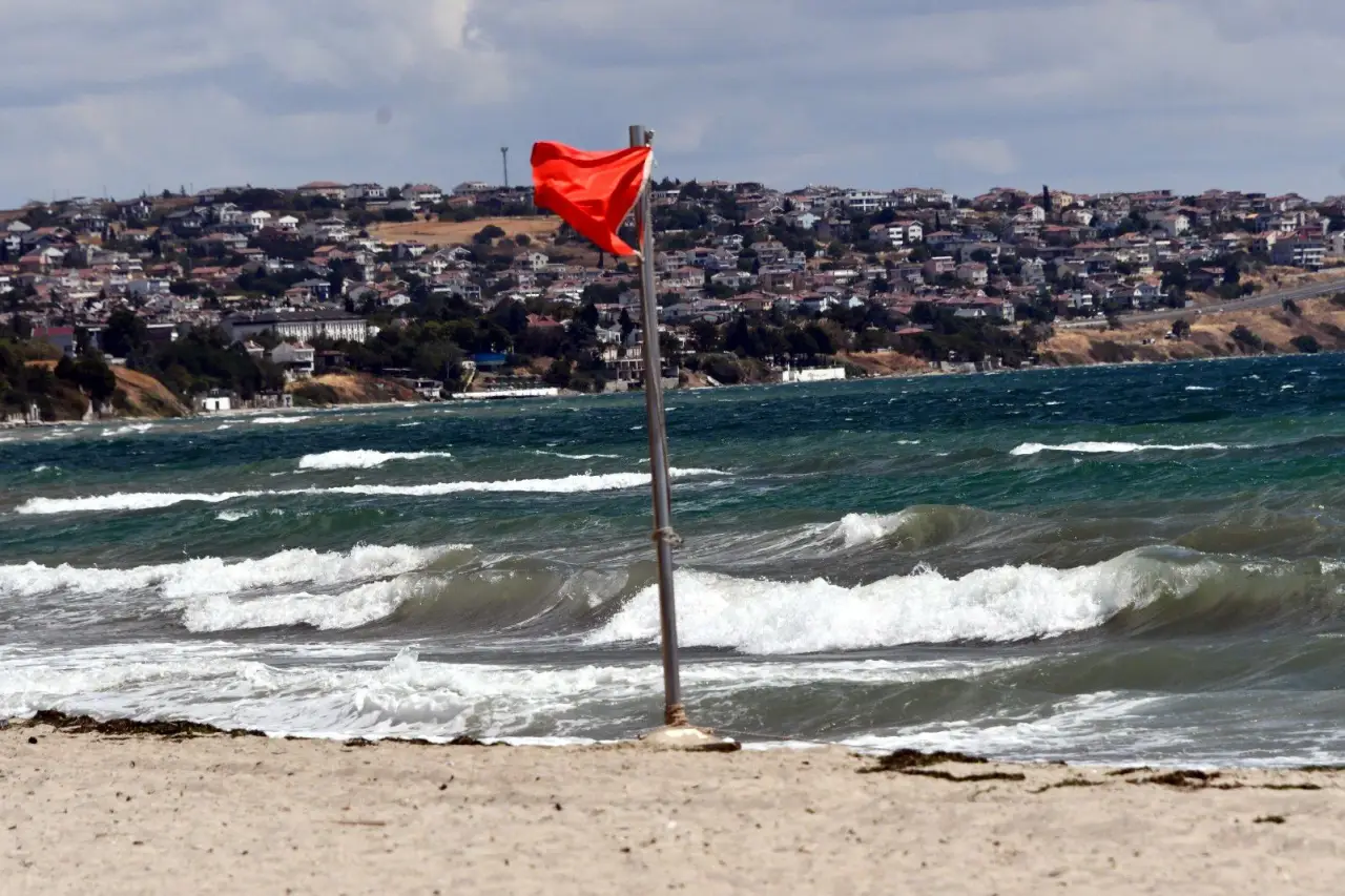 Sakarya, Düzce ve Kocaeli'de denize girme yasağı