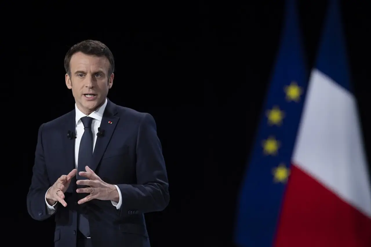 Macron’dan Fransa halkına bütçe darbesi: Meclis baypas edildi