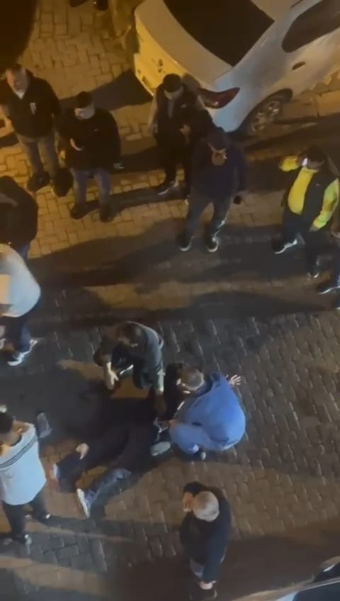 İstanbul Zeytinburnu'nda iki grup arasında bıçaklı kavga: 1 ölü, 2 yaralı