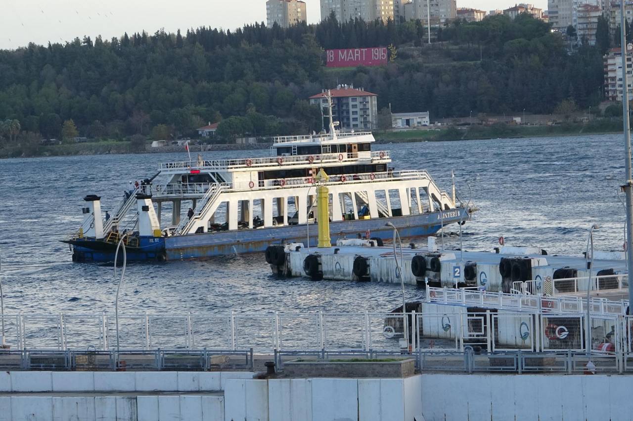 Kabatepe-Gökçeada hattında yarın yapılacak bazı feribot seferleri iptal edildi - Evrensel