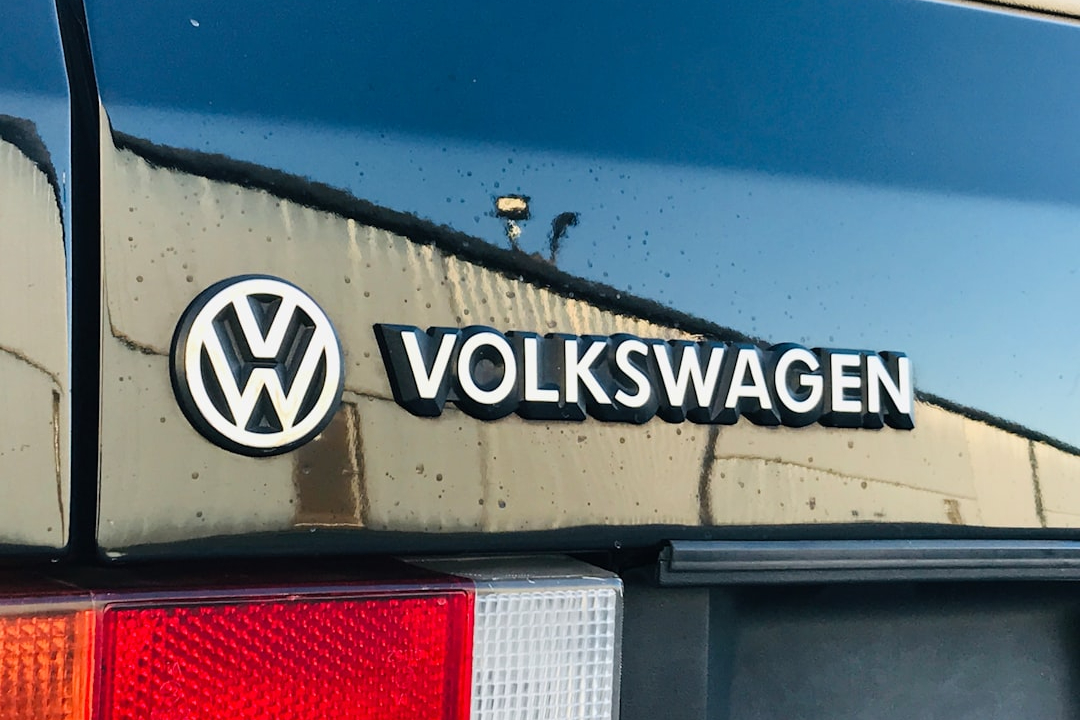 Volkswagen'de işten çıkarma planlarının ardından yeni adım: Otomobil ve motosiklet markalarını satıyor