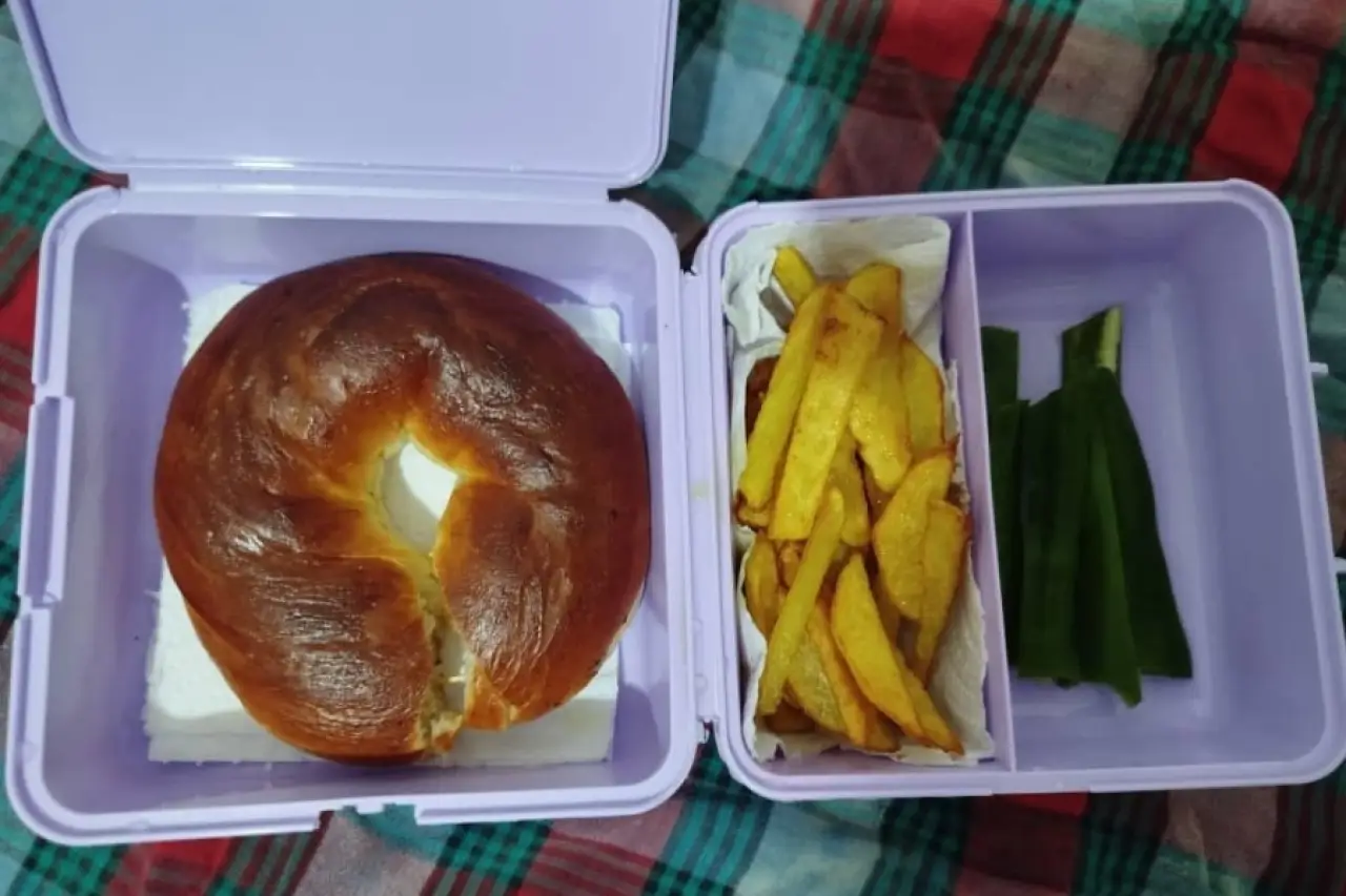 Çocukların kahvaltı menüsü tek kaleme düşüyor: ‘Patates kızartması, belki zeytin’