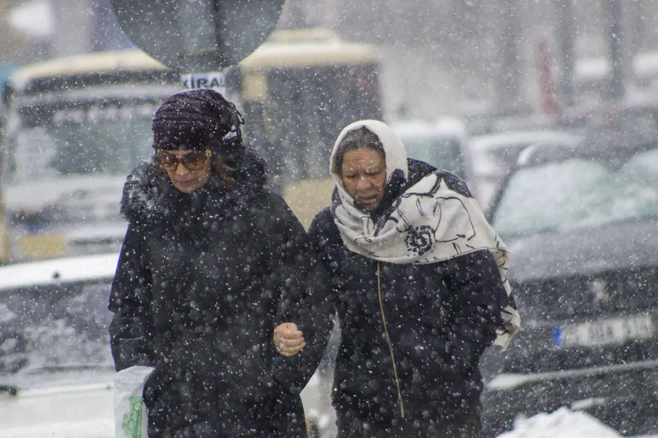 Meteoroloji'den birçok ile sarı kodlu uyarı: Kuvvetli yağış, kar ve fırtına bekleniyor (02.02.2026)