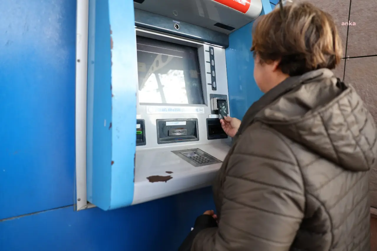 En düşük emekli aylığında fark ödemesi hesaplara yattı