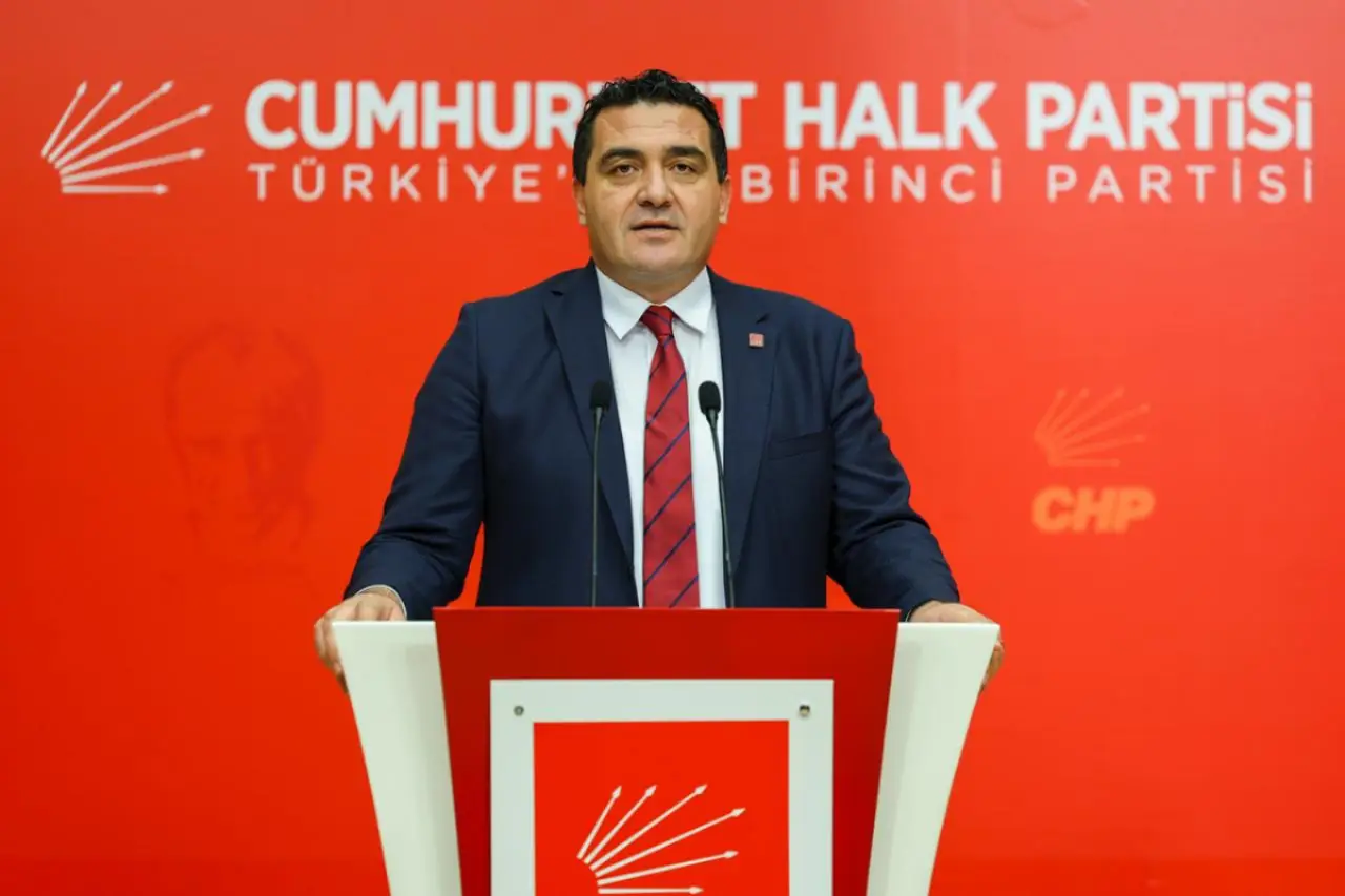 CHP’li Ulaş Karasu: Kayyım zihniyeti, şimdi de emekçi kıyımıyla sahnede!